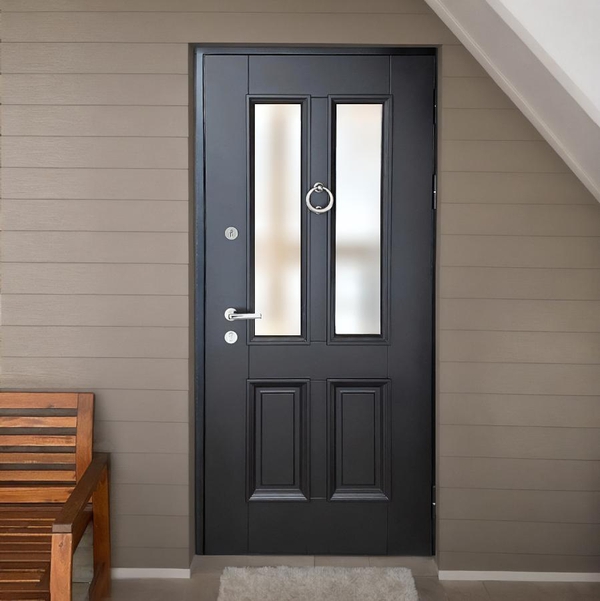 С двумя стеклами и кнокером С двумя стеклами и кнокером