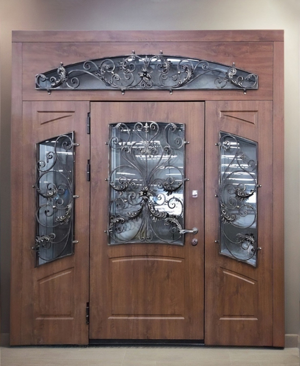 Входная группа с ковкой Входная группа с ковкой