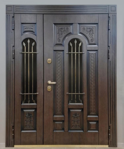 Полуторная дверь со стеклами