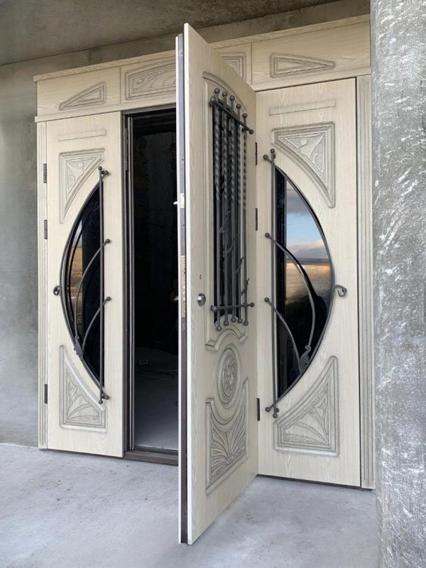 Входная группа в частном доме Входная группа в частном доме