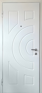Металлическая квартирная дверь с белыми фрезерованными накладками МДФ Металлическая квартирная дверь с белыми фрезерованными накладками МДФ