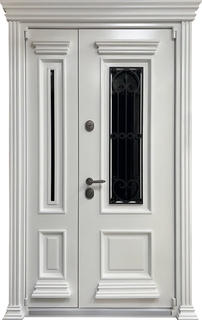 Полуторная термодверь с металлобагетом, карнизом, остеклением и решеткой (белый порошковый окрас)